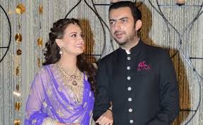 Jump to navigation jump to search. Dia Mirza And Sahil Sangha Announce Separation After 11 Years Together We Remain Friends