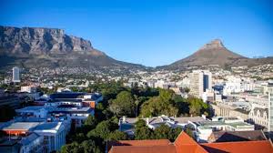 Cape Town Weather Alert! Breezy Saturday Ahead - Get the Full Forecast!
