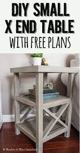 The base looks a little complicated but, i promise, it's super simple! 25 Diy Side Table Ideas With Lots Of Tutorials Diy Side Table Diy Furniture Furniture Diy