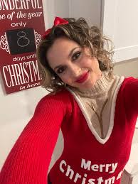 Holiday makeup ideas and Christmas makeup