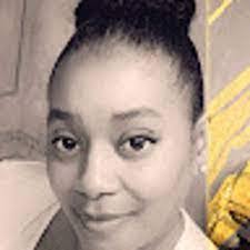 Bernadette Rush's Instagram, Twitter & Facebook