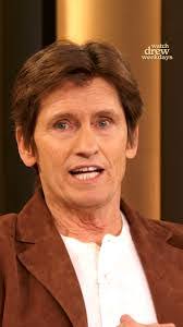 Michael Neylan's Instagram, Twitter & Facebook