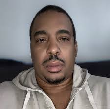 Lamar West's Instagram, Twitter & Facebook