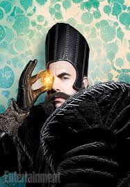 Alice returns to the magical world of underland, only to find the hatter in a horrible state. Alice Through The Looking Glass See Sacha Baron Cohen As Time Exclusive Ew Com