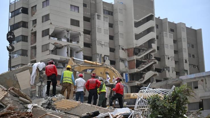 Casi 3.000 muertos por terremotos en Venezuela - Artículo 66