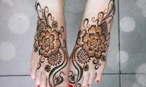 Dengan adanya aplikasi 300+ desain henna cantik ini anda membuat henna akan lebih simple terbaru ini dapat dengan mudah anda buat walaupun anda masih pemula. 65 Gambar Henna Art Pengantin Tangan Dan Kaki Sederhana Terbaru