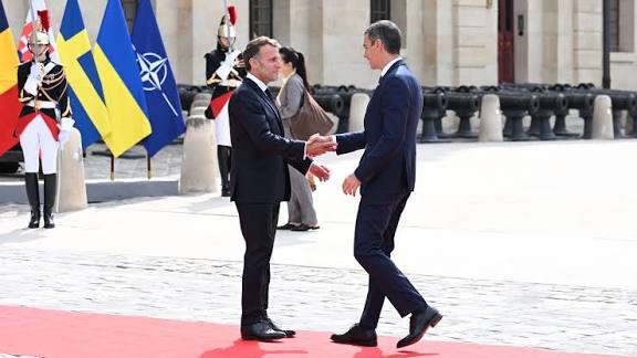Macron convierte el 14 de julio en una exhibición de apoyo a Ucrania con  Sánchez entre los invitados