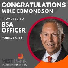 Anita Deters's Instagram, Twitter & Facebook