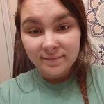 Courtney Croy's Instagram, Twitter & Facebook