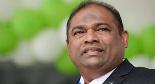 Datuk seri gnanaraja claims trial to three cheating charges. Zenith Sahkan Bayar Rasuah Kepada Jutawan Penipu Dato Gnanaraja Rm19 Juta