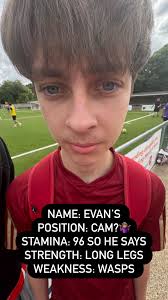 ❤️WE LOVE OUR REGULARS ❤️ Huge happy birthday to lovely Debbie! Thanks for  always supporting the Reach and being fabulous! See you tomorrow evening  for quiz! The Kings Reach Family 👑 P.s