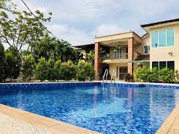 Nestled in taman ltat, bukit jalil homestay offers simple yet comfy accommodation with free parking facility on site. One 5 Residence Homestay Puchong 15rooms 38pax Entire Bungalow Kuala Lumpur Deals Photos Reviews