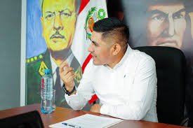 Recibimos con alegría a los estudiantes y padres de la I.E. 38211 “Máximo  Cárdenas Sulca” de Lloqllasqa, #Ayacucho, quienes nos compartieron su  identidad cultural con la danza “Navidad Huaylia” en la Plaza