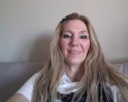 Jocelyn Vernon's Instagram, Twitter & Facebook