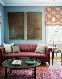 Design Dilemma Decorating Around The Burgundy Sofa Wohnzimmer Design Wohnzimmerdesign Zuhause