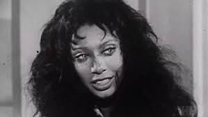 A Star Reclaimed from Obscurity: 'Donyale Luna: Supermodel' — A Hot Set