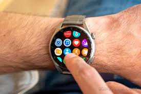 The watch 3 series comes with a new and interesting design to make the wearable more comfortable while wearing and is designed for different scenarios. Huawei Watch 3 Pro In For Review Gsmarena Com News
