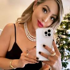 Hazel Queen (@hazel__haris) • Instagram photos and videos