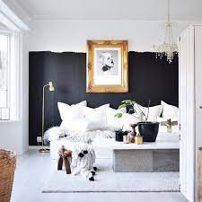 Le prix d'une peinture intérieure de maison pour une seule pièce varie entre 700 € et 2 110€ ttc si vous recherchez une idée de peinture intérieure, vous pouvez soit visionner des le tarif d'une peinture pour intérieur pour deux pièces d'une superficie de 60 m² en moyenne, murs et plafonds. Idee Deco Peinture Interieur Maison Les Murs Bicolores Respirent L Equilibre Peinture Interieur Maison Idee Deco Idee Deco Peinture