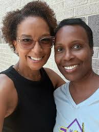 Tracy Neely's Instagram, Twitter & Facebook