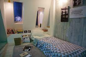 Usually today's korean design tend to used pastel colors instead of the natural one, that is the reason why we often found a korean design are more suitable for a girly looking room. Bedroom Design Korean