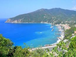 Zoek je bijvoorbeeld een strand met een gezellige sfeer, ga dan naar het . Geheimtipps Fur Strande In Ligurien Nel Giardino Di Renzo