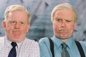 Greg Hemphill And Ford Kiernan Of Chewin The Fat November 2000 Hankies On  Their Heads Mirrorpix Stock Photo - Alamy