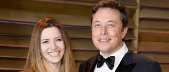 Unternehmer elon musk (48) sorgt mit dem angeblichen namen seines kindes für mächtig aufsehen: Elon Musk Sein Dad Hat Ein Kind Mit Seiner Stieftochter Promiflash De