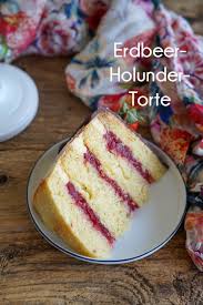 Erdbeer Holunder Torte Rezept In 2020 Backrezepte Erdbeeren Lecker