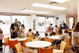 لغة فرنسية عام معهد إي سي لتعليم اللغة مونتريال كندا