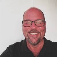 Julie Goertzen's Instagram, Twitter & Facebook