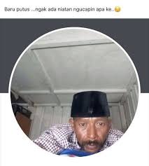 Mereka yang punya kumis tipis itu cenderung pemalu dan. Saking Garingnya 10 Foto Guyon Khas Bapak Bapak Ini Malah Bikin Ngakak