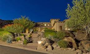 This is a desert to mountain ranch running on nearly 150. Best 15 Front Yard Desert Landscaping Ideas On A Budget Techolac