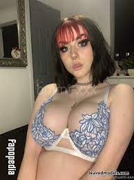 https://fapopedia.net/photos/b/u/bunni