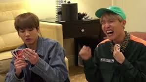 Es un buen regalo para tu hijo o tu hermana fanática de esta banda, incluso si solo lo quieren para coleccionar. Bts Ahora Tiene Su Propio Juego De Cartas