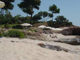 Lo staff is morus relais ringrazia tutti gli ospiti per i complimenti ricevuti ieri sera per il gran galà di is morus relais staff would like to thank all the guests for the compliments received last night for the. Spiaggia Rocciosa Picture Of Is Morus Relais Sardinia Tripadvisor