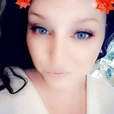 Camille Dodd (@godd3ss13)