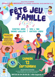 1er juin 2001 massacre de la famille royale népalaise le roi birendra, la reine aishwarya et six autres membres de la famille royale du népal sont massacrés par le prince héritier dipendra. Fete Du Jeu Et De La Famille Sorties Var Enfants