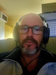 Stephen Dumperth's Instagram, Twitter & Facebook