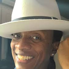 Cee-Jay Jones (@ceejayjones)