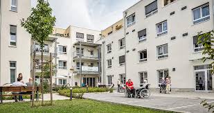 Ruhige lage mit guter anbindung an die autobahn. Vitalis Feldkirchen Westerham Start