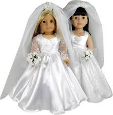 Visit chellywood.com for free printable sewing patterns for making doll clothes to fit dolls of many shapes and all different sizes. Doll Clothes Patterns Doll Dress Patterns How To Make Doll Clothes