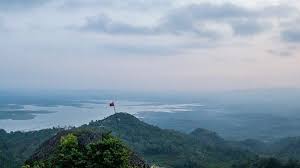 Inilah lowongan kerja staf terbaru di wonogiri 2021. Menara Pandang Soko Gunung Wonogiri Tribunnewswiki Com Mobile