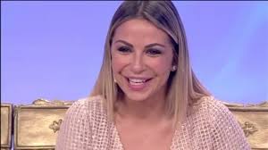 Oggi, lunedì 4 dicembre 2017, su canale5 all'interno del programma uomini e donne, andrà in onda la scelta della tronista sabrina ghio, ex ballerina di amici. La Scelta Di Sabrina Ghio A Uomini E Donne Spettegolando