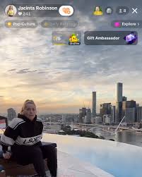 My first proper @tiktok live with a rooftop workout & sunset 😍 Scroll to  the end for a video highlight 👉 Thanks to everyone who jumped