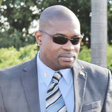 Police apologise after Patterson barred from leaving country for Washington 