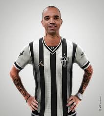 Descubra a melhor forma de comprar online. Ciclo Preparar Fascinar Nova Camisa Do Atletico Grinaldas Com