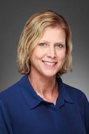 Char Horsfall receives 2025 Chemistry Department Staff Award