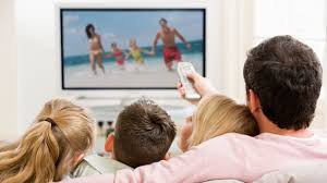 Resultado de imagen para IMAGEN DE UN DIARIO Y UN TELEVISOR JUNTOS