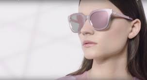 Mirrored sunglasses are the ones which has reflective mirror coating outside the lenses which initiates small images on the lenses. The Diorama Sunglasses Collection
